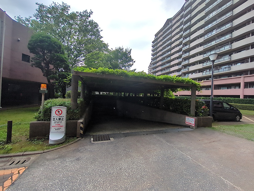 3/5 駐車場