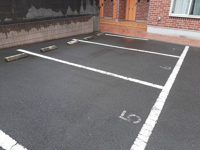 14/20 駐車場