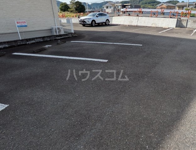19/19 駐車場