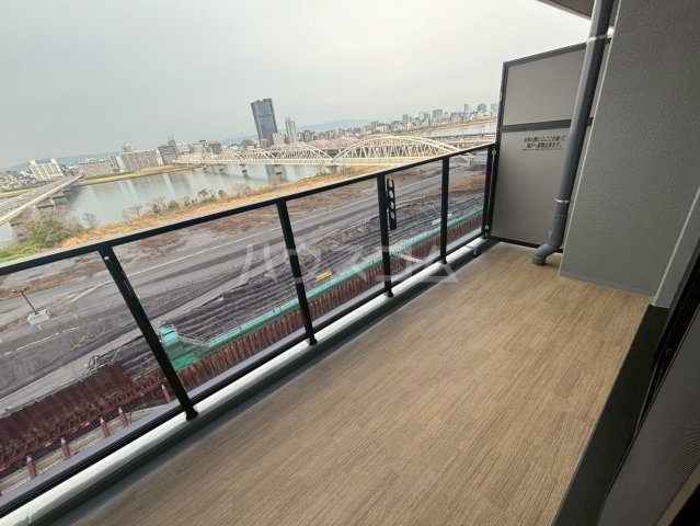 20/30 バルコニー