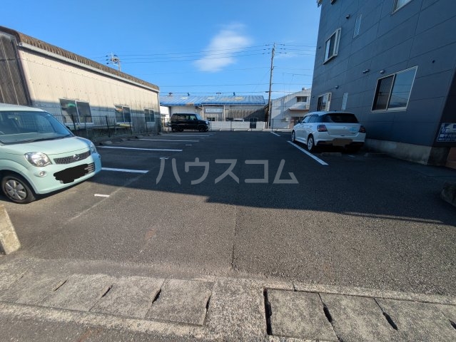 20/26 駐車場