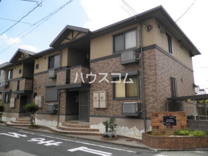 14/19 エントランス