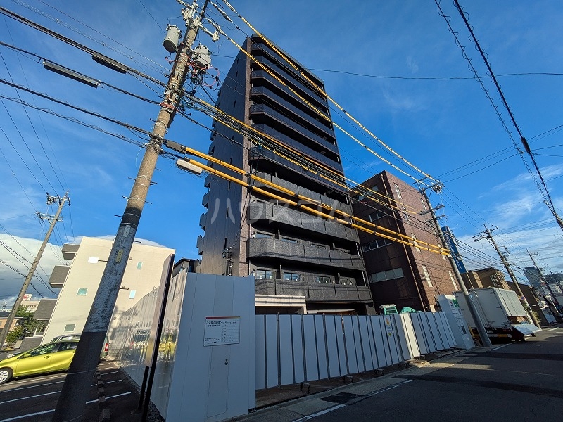 1/6 外観