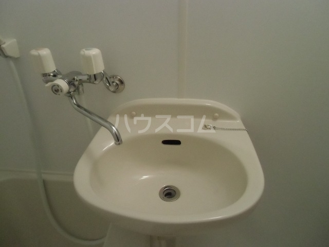 13/30 洗面
