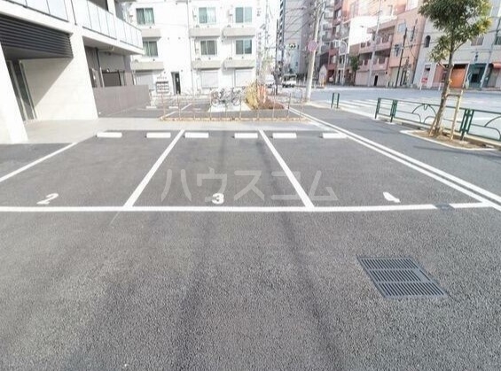 3/7 駐車場