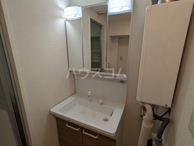 15/30 洗面