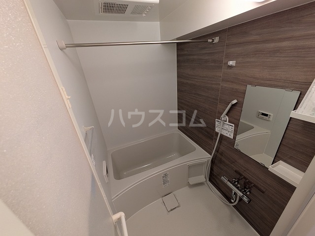 17/30 浴室