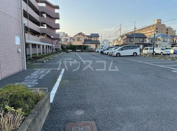 16/25 駐車場