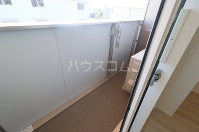 13/21 バルコニー