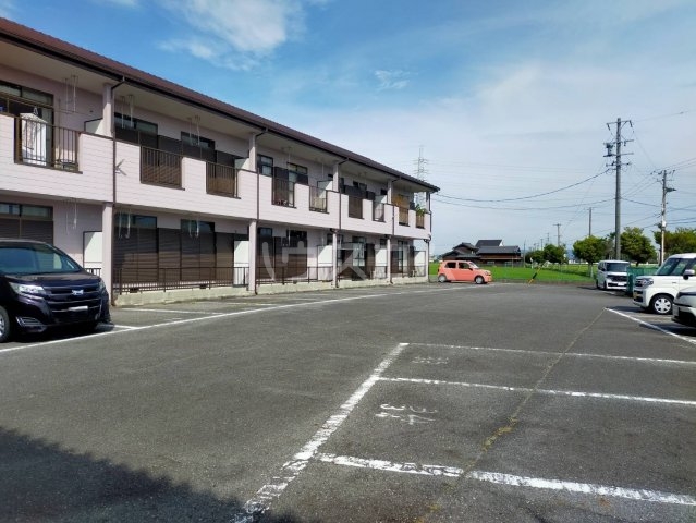 4/7 駐車場