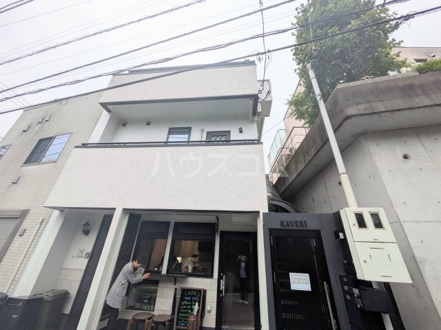 2/8 外観