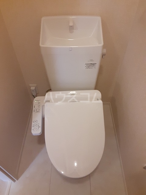 18/26 トイレ