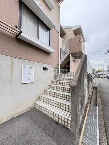 21/28 エントランス
