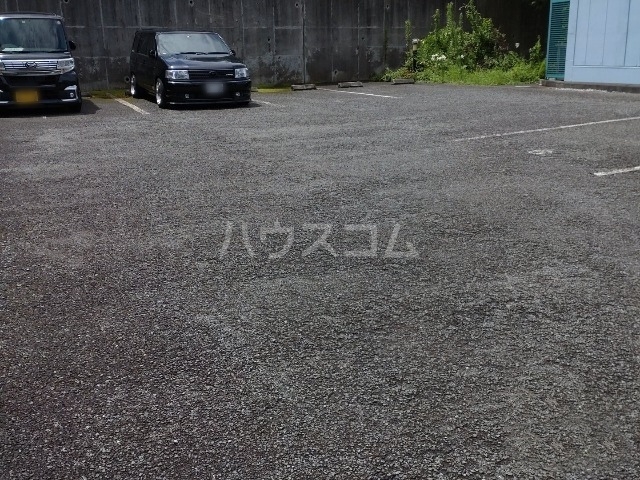 16/26 駐車場