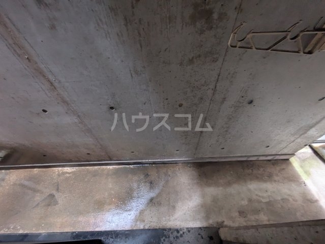 21/30 バルコニー