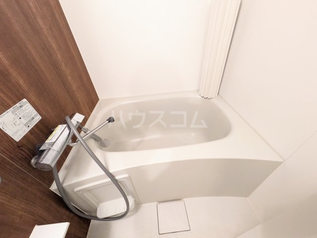 15/28 浴室