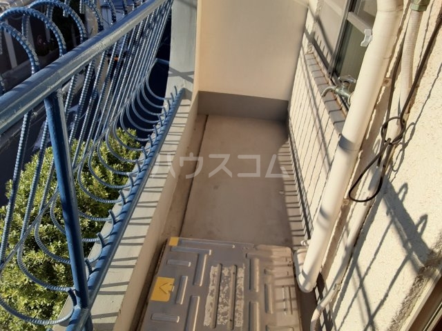 20/30 バルコニー