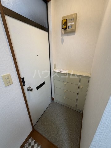 13/30 玄関
