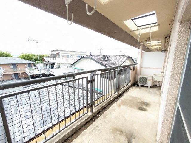 16/23 バルコニー