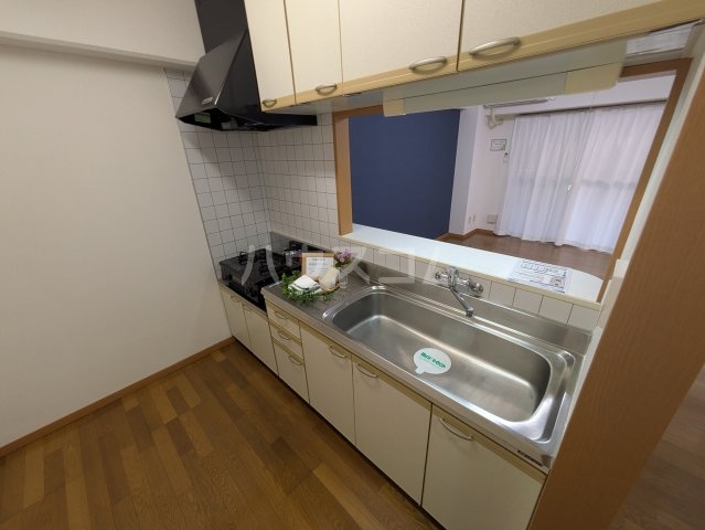 13/30 キッチン