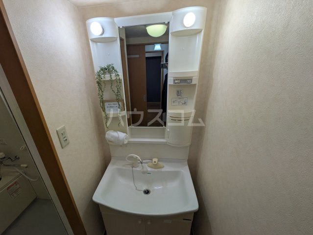 19/30 洗面