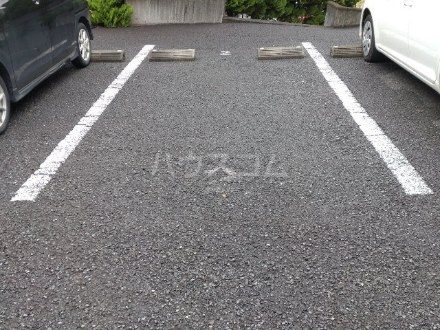 15/16 駐車場