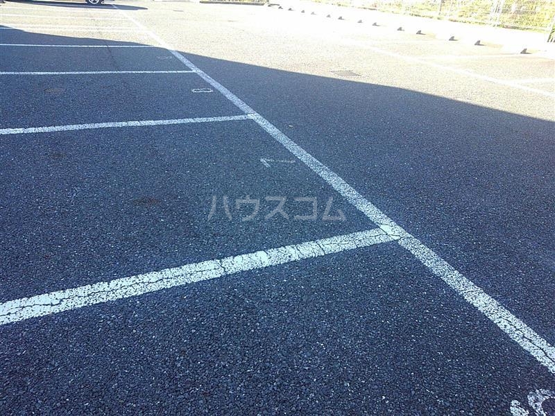 15/25 駐車場