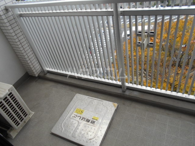 17/26 バルコニー