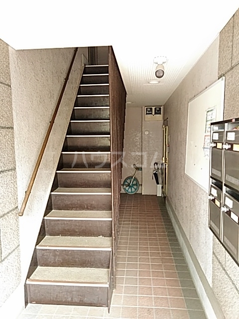 29/30 エントランス