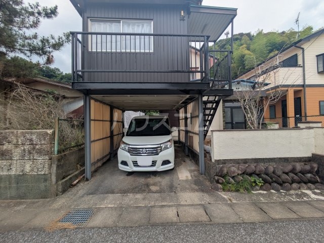 2/5 駐車場