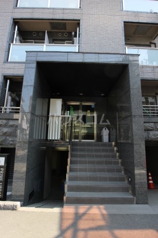 14/25 エントランス