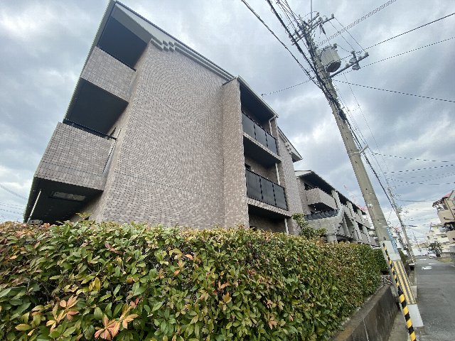2/30 外観