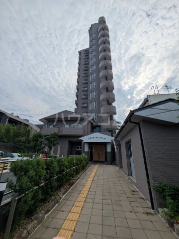 28/30 駐車場