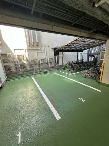 22/30 駐車場