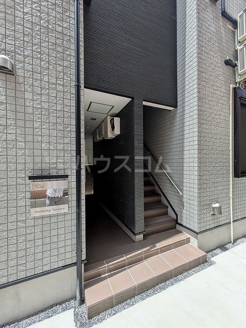 21/24 エントランス