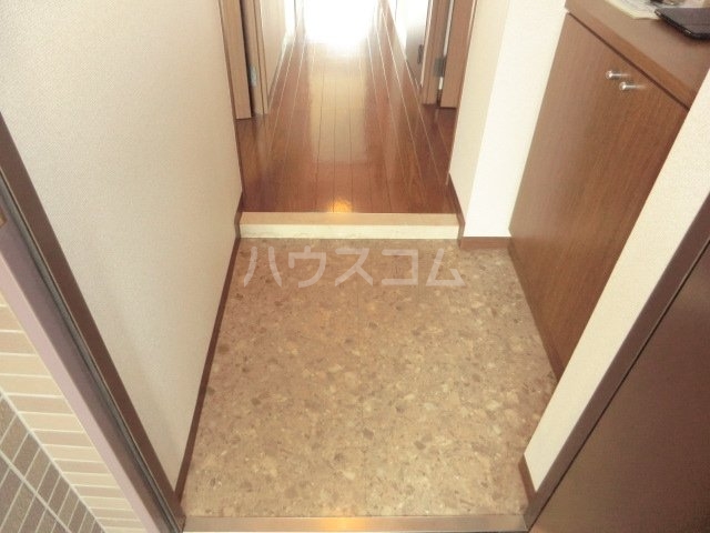 14/30 玄関
