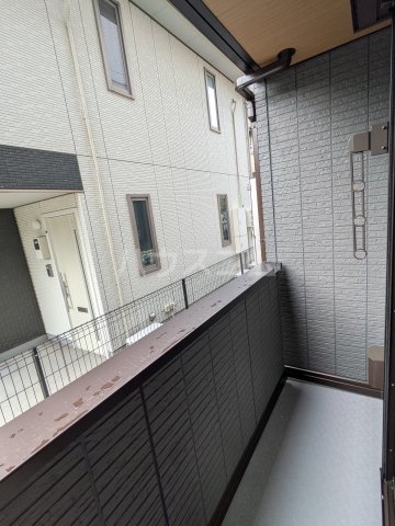 21/30 バルコニー