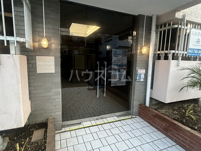 23/30 エントランス