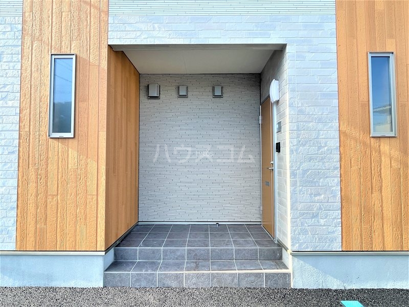 17/18 エントランス