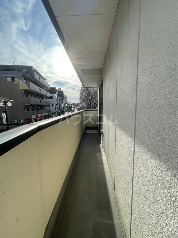 21/28 バルコニー