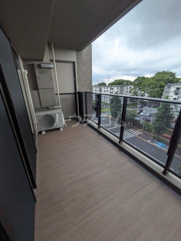 20/30 バルコニー