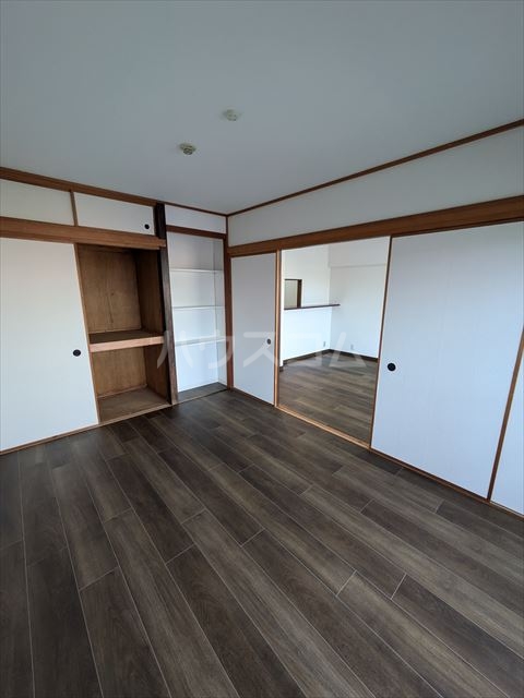 13/30 寝室