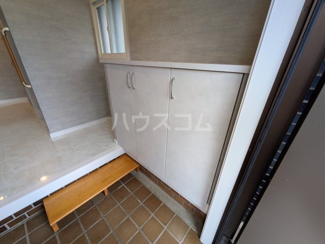 14/30 玄関