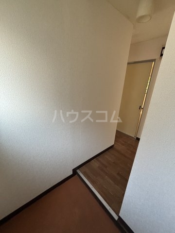13/28 玄関