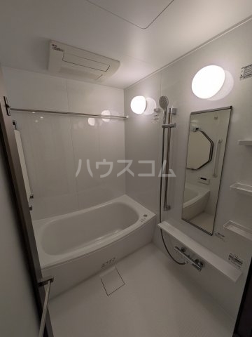 17/30 浴室