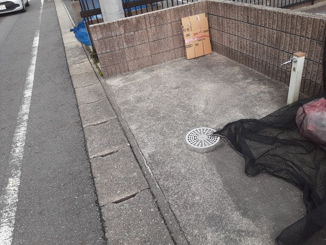 22/23 駐車場