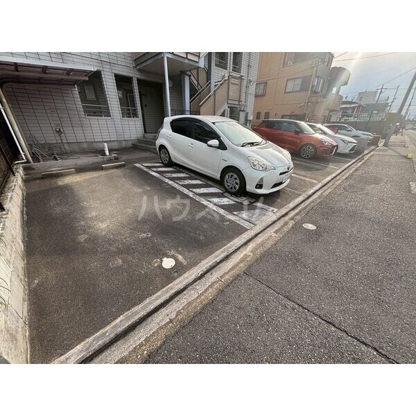 16/24 駐車場