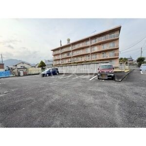 4/7 駐車場