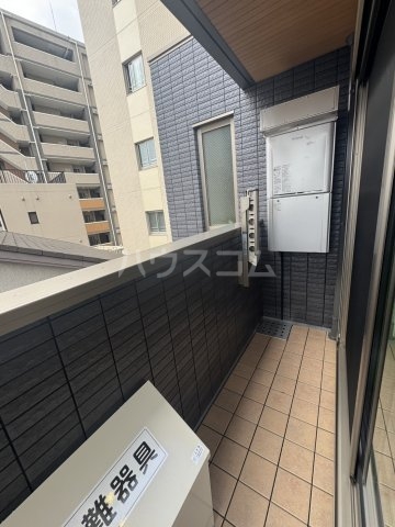 21/30 バルコニー