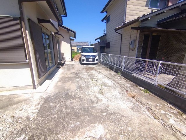 2/10 駐車場
